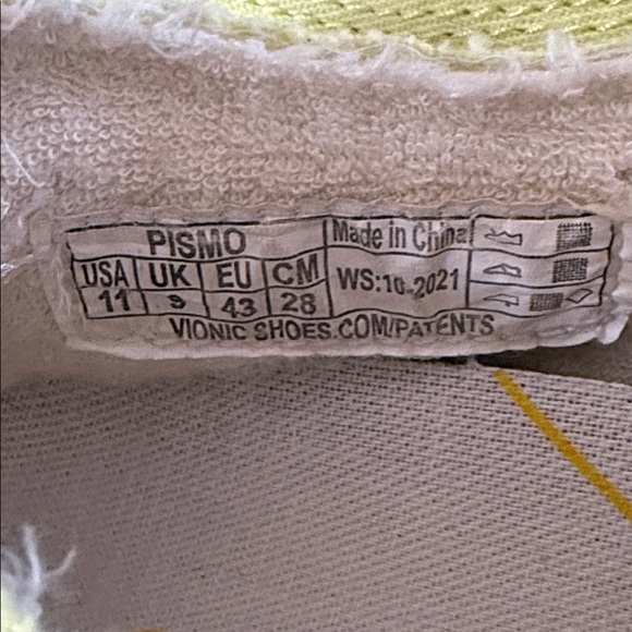 Vionic Beach Pismo Canvas Sneakers - Picture 11 of 11